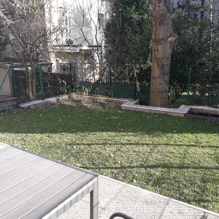 Cosy Flat In The Quiet Area With Own Garden, Free Parking And Direct Public Transport Link To The Centre Leilighet Wien Eksteriør bilde